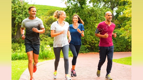 經常運動可以促進新陳代謝，增強身體抵抗力，幫助養腎。