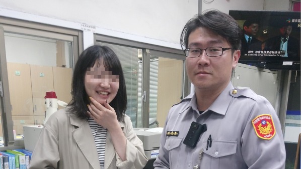 一名日本留學生表示，覺得台灣的警察非常親切。