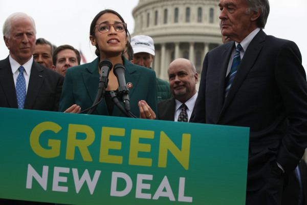 美國新任民主黨議員AOZ推出的Green New Deal被認為是社會主義。