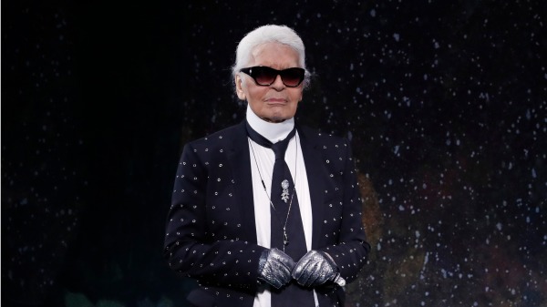 時尚教父卡爾拉格斐（Karl Lagerfeld）今日驚傳過世，享壽85歲。