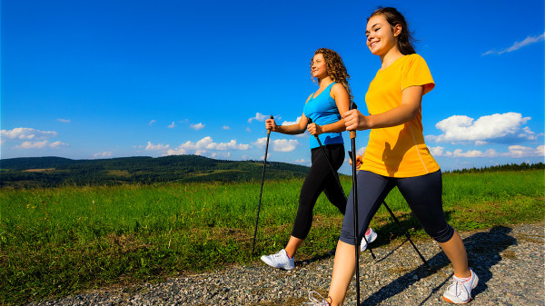 运动可以促进血液循环，新陈代谢，增强免疫力。