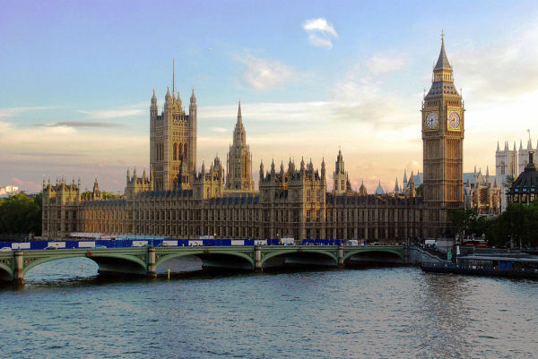英國議會大廈所在地，威斯敏斯特宮