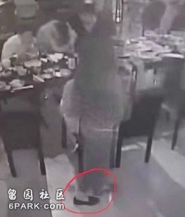 刘强东案新猛料：匿名录音曝光女生向律师要钱 视频是伪造？