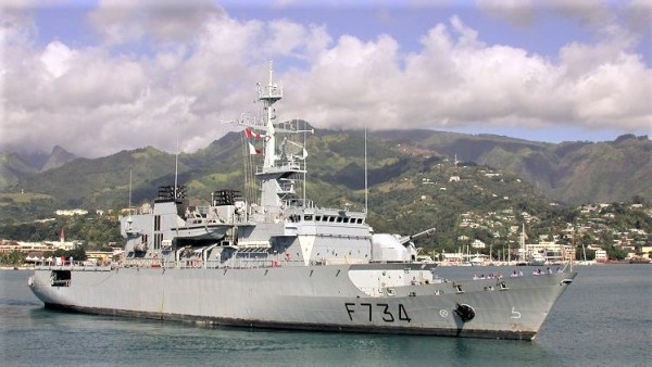 法國護衛艦「Vendemiaire」4月6日行經台灣海峽