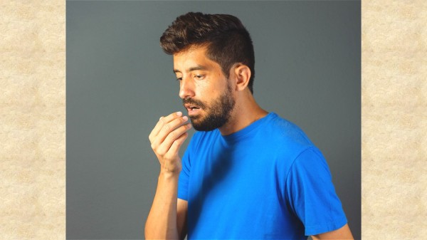 很多口臭的發生是口腔清潔衛生不徹底造成的，但肝功能嚴重失調也會出現口臭。