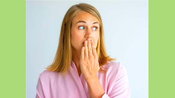 口臭主要由口腔衛生不良引起，也可能是健康欠佳的信號。