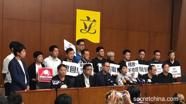 香港社会政治矛盾会因“暂缓”修法舒缓吗？