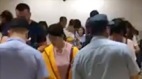香港200万人反送中北京地铁急查民众手机(图)