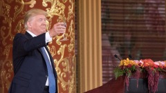 死抱“红旗下的蛋”北京加速自残模式(图)