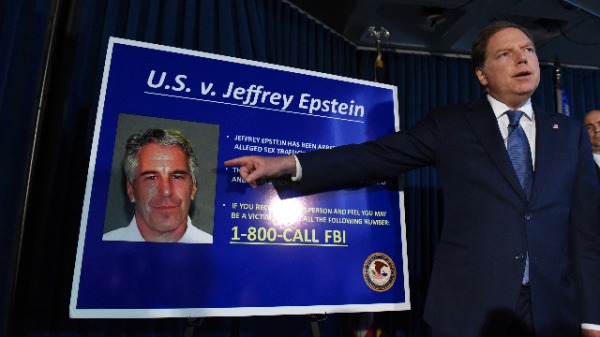 艾普斯坦（Jeffrey Epstein）被控涉未成年人性交易（图片来源：Stephanie Keith / Getty Images）