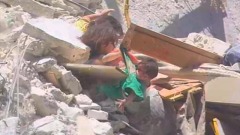 5歲女童半空救妹敘利亞悲歌寫照(圖)