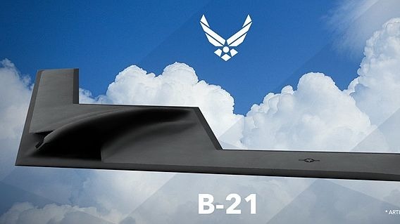 美国空军新一代战略轰炸机B-21“突袭者”，是具有隐形功能的远程轰炸机。空军副参谋长表示，预计能在2021年12月进行首飞。