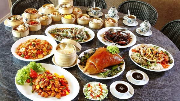 ​​​​​​​兰卡斯特说：“台湾的桌菜是项伟大发明，所有好吃的都在桌上，每个人都能夹到自己盘子里来享用。”