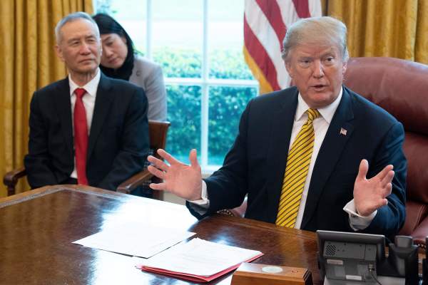 2019年4月4日，川普总统在白宫与中国国务院副总理刘鹤举行贸易会议时发表讲话。