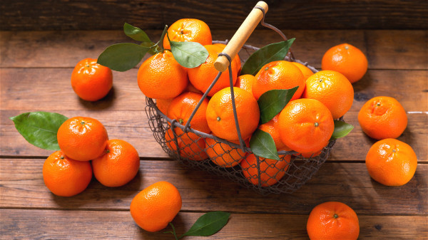 橘子皮的藥用效果特別好，若遇到一些病症，可以用橘子皮試試。