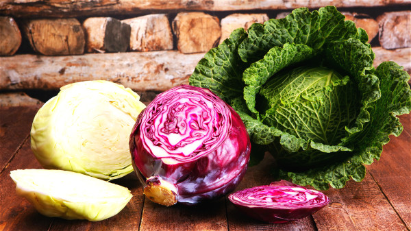 甘蓝是世界卫生组织曾推荐的最佳蔬菜之一，也被誉为天然“胃菜”。