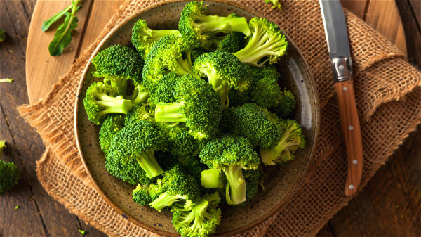 想要補充葉黃素，要吃對吃夠蔬菜，綠花椰菜的葉黃素含量很少。