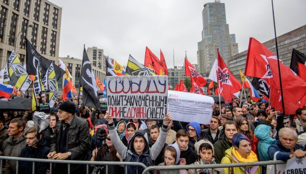 莫斯科星期天（9月29日）爆發大規模抗議，要求釋放被捕的抗議者。