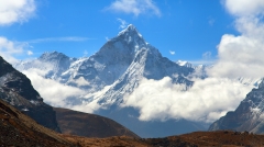 珠穆朗瑪峰並不是世界第一高山峰(圖)