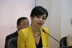 加拿大华裔世界小姐将向媒体说什么(图)