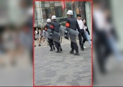 傳北京開會地點玻璃門窗均改裝栗戰書親自驗收(圖)