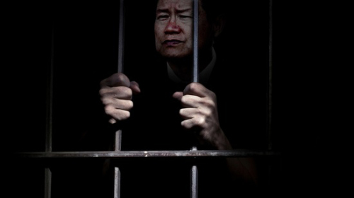 2015年6月11日，周永康被判終身監禁。