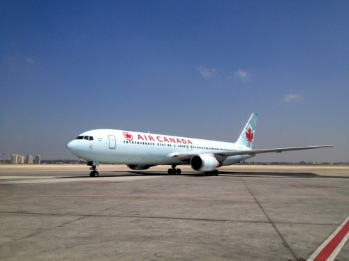 加航宣布取消部分波音737MAX8航班：被迫的