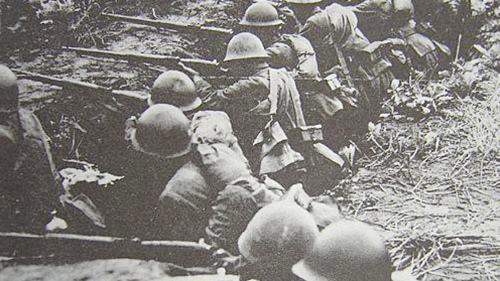 國軍在淞滬會戰抗擊日軍。