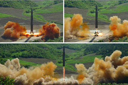 7月5日，朝鮮「勞動新聞」聲稱，該國在4日成功試射了火星-14號洲際彈道導彈。