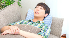 睡眠健康殺手：打呼嚕不吃藥手術能改善(圖)