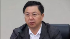 淫亂縣官有十多名情人其中一名當買官掮客(圖)