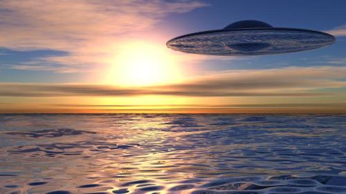 超级大黄蜂飞行员详细披露他们遭遇UFO的经过。