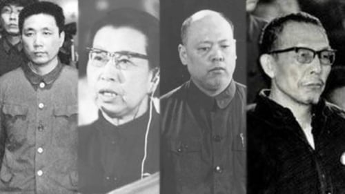 1981年，张春桥（右一）等“四人帮”中共在特别法庭接受审判。