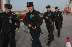 十九大我被關在酒店一個月(圖)