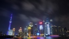 上海竟沒錢了：艱辛的白領滯漲的房價…(圖)