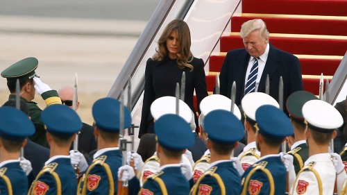 11月8日下午3时左右，美国总统川普抵达北京首都国际机场。