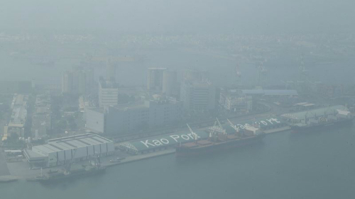 台湾中南部空污问题严重。