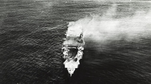 飞龙号在1942年6月4日下午遭到美军击毁。