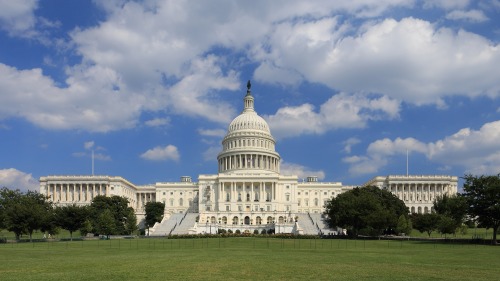 美国两党议员敦促立即将阿桑奇引渡至美国面对指控。图为美国国会大厦。
