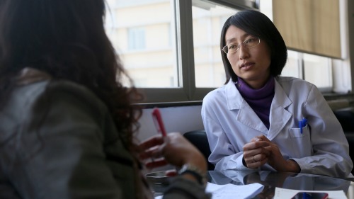 大陸官媒近日報導，中國有5億人有自己的家庭醫生，相關數字引發爭議