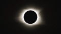 8月超級日全食科學家驚見前所未見現象(圖)