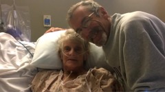 垂死昏迷老妇12天滴水不进奇迹苏醒(图)