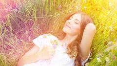 预言家用催眠诊病发现病痛都与前世有关(组图)