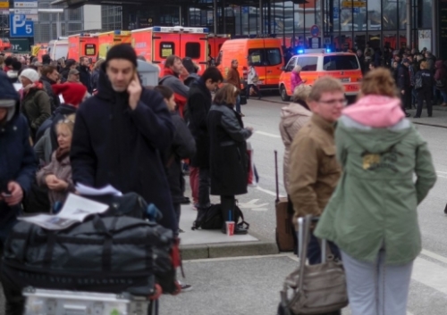 50多人疑吸入有毒气体！德国汉堡机场紧急疏散