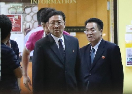 朝鲜大使否认金正男身亡指责马方拖延移交遗体图/视频