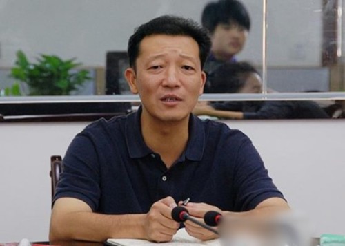 福建南平副市长出差遇车祸身亡引网友热议