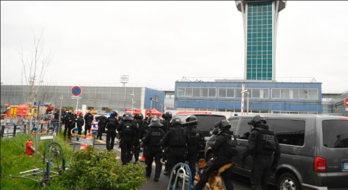 巴黎奥利机场袭击父称儿子不是恐怖分子