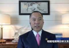 頂住壓力郭文貴盼法輪功發揚光大(圖)