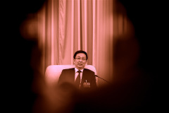 習近平到上海團談反腐暗批韓正(圖)
