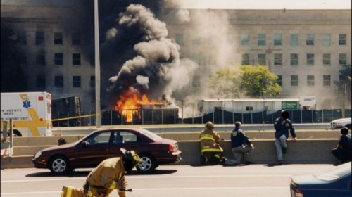 前所未见FBI发布9/11恐袭五角大楼照片